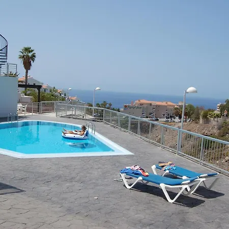 Duplex Avalon Callao Salvaje